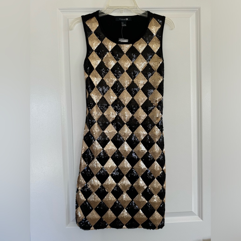 Forever 21 Black & Gold Sequin Holiday Cocktail Mini Dress Size Small